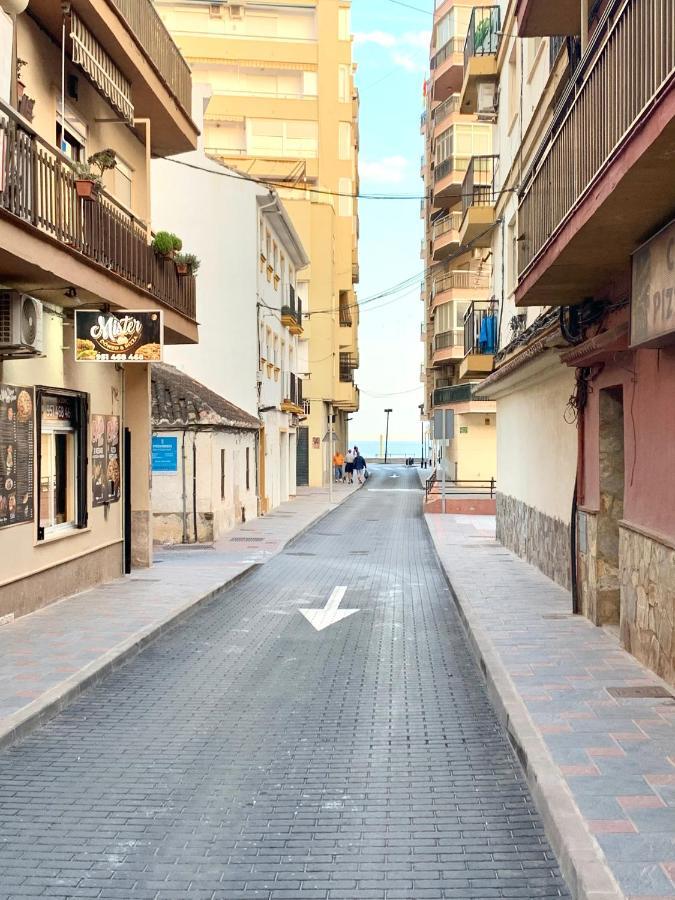 Moderno Junto A La Playa Y El Centro Apartment *
