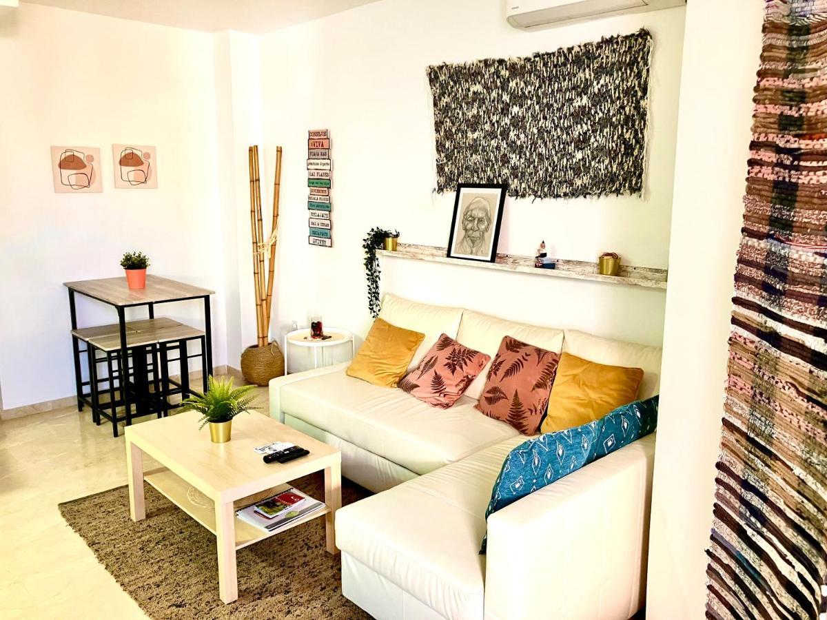 Moderno Junto A La Playa Y El Centro Apartment *